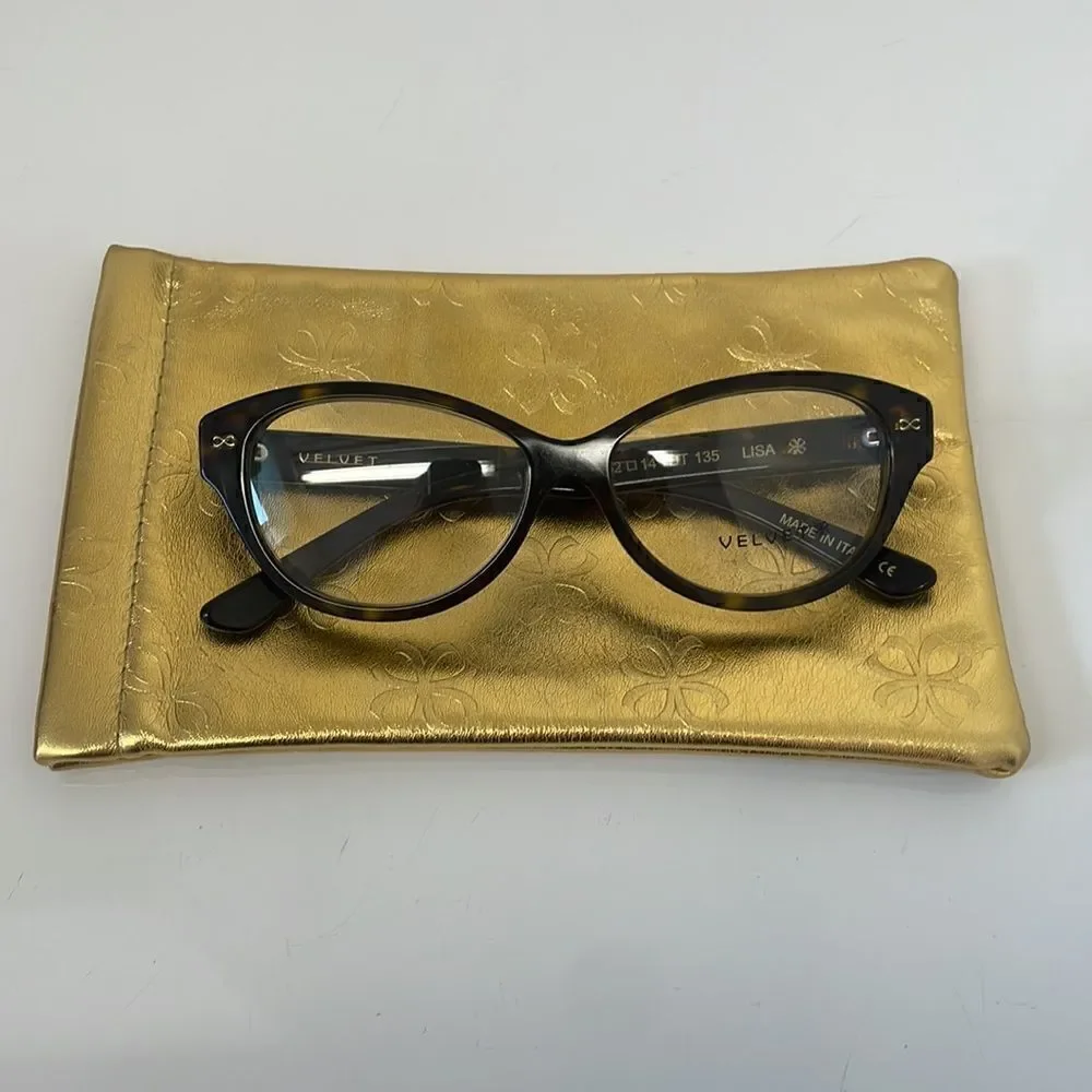 velvet eyewear