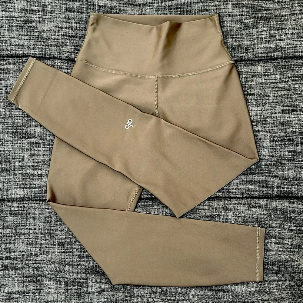 ALO Yoga sleek high