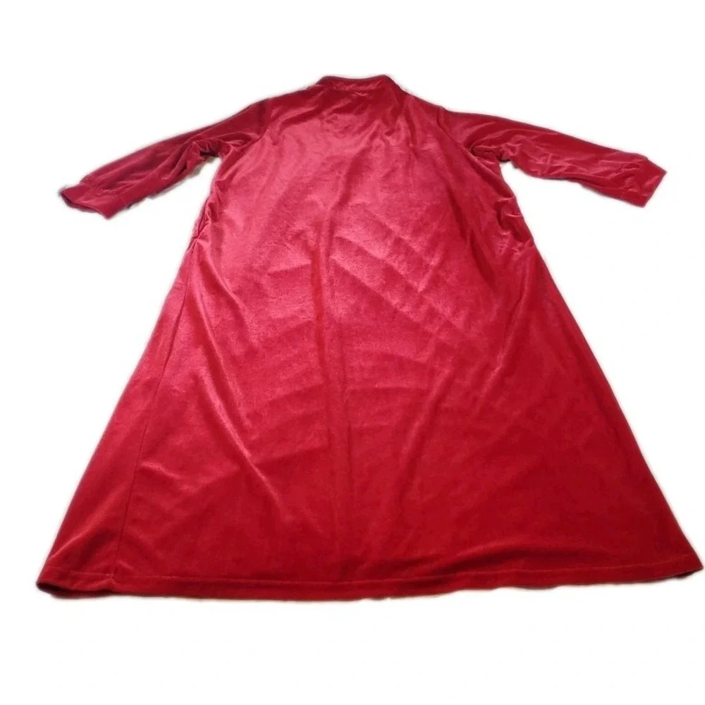 Only Necessities velvet vtg