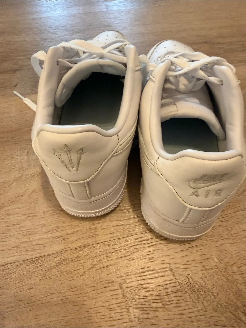 Nike low love