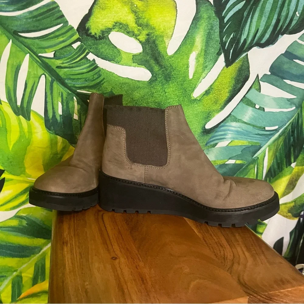 Eileen Fisher great minor