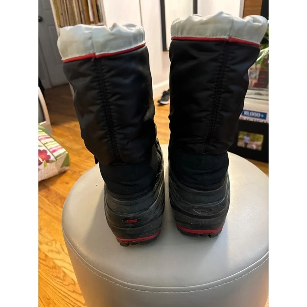 Sorel snow trooper
